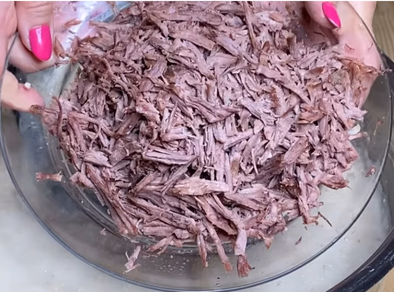 ریش ریش کردن گوشت.png
